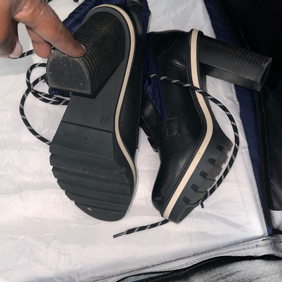 Comfortable boots - Picture 3 of 6